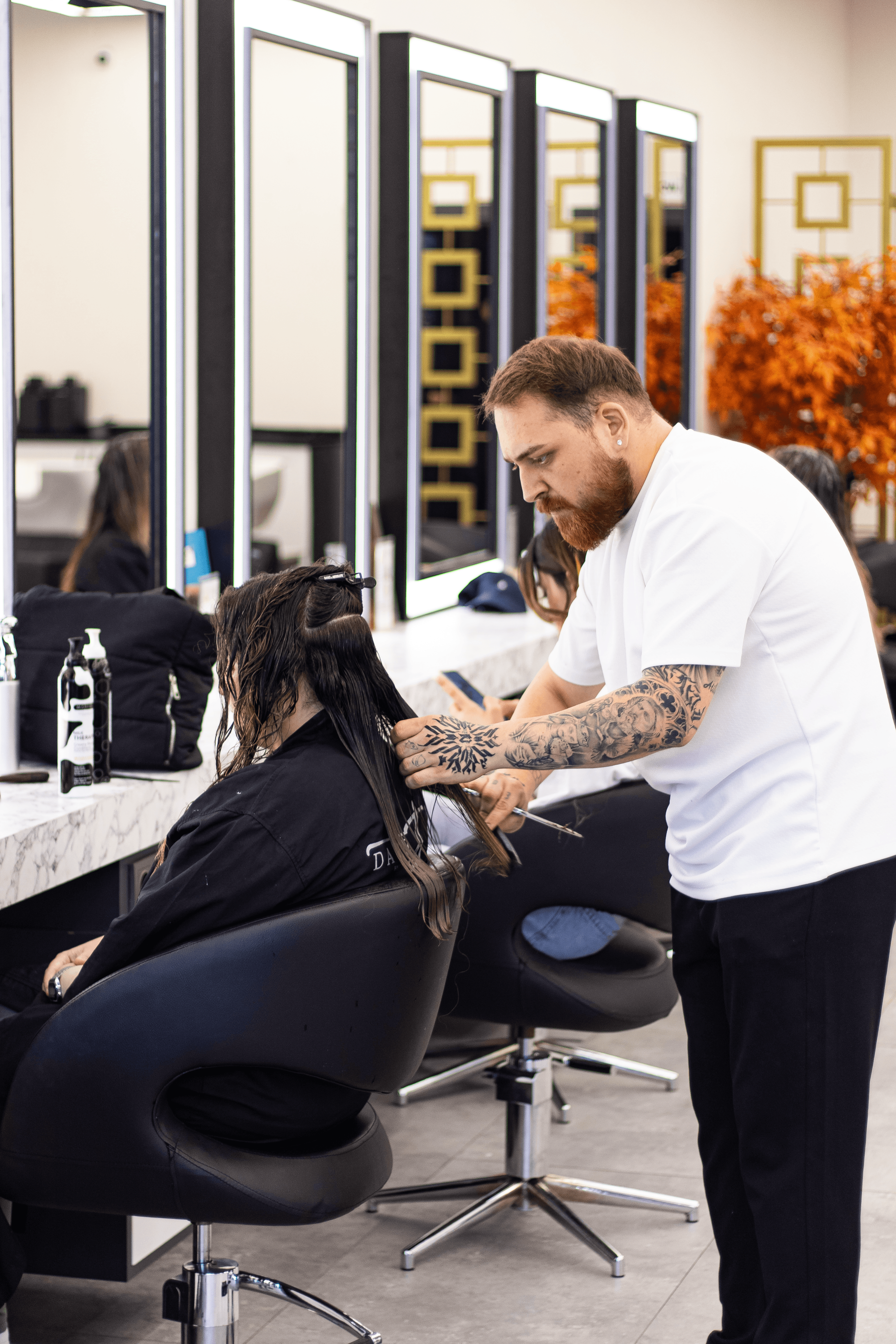 Date Hair Studio 4